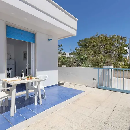 4 A Due Passi Dal Mare Casa vacanze Torre Suda