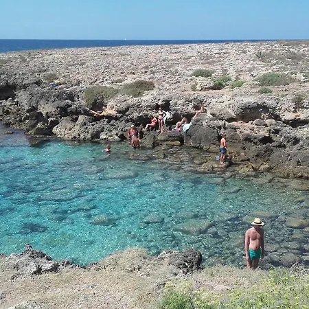 4 A Due Passi Dal Mare